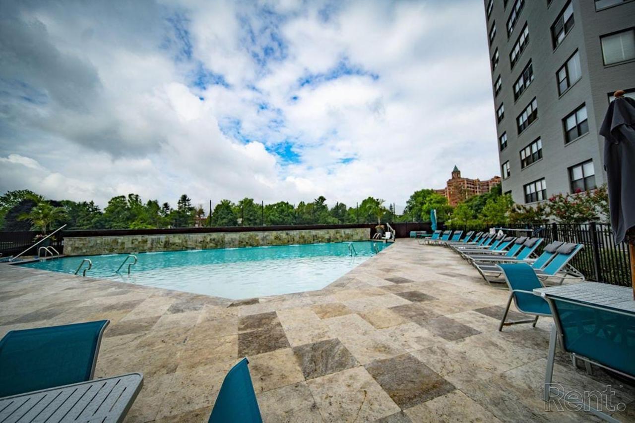 Avenue A316 Cozy 2bedroom Pool, Gym, Parking